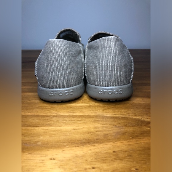 Crocs Santa Cruz Slip-On Loafer Croslite Material Dual Crocs Comfort Tan Size 5 - Picture 2 of 5